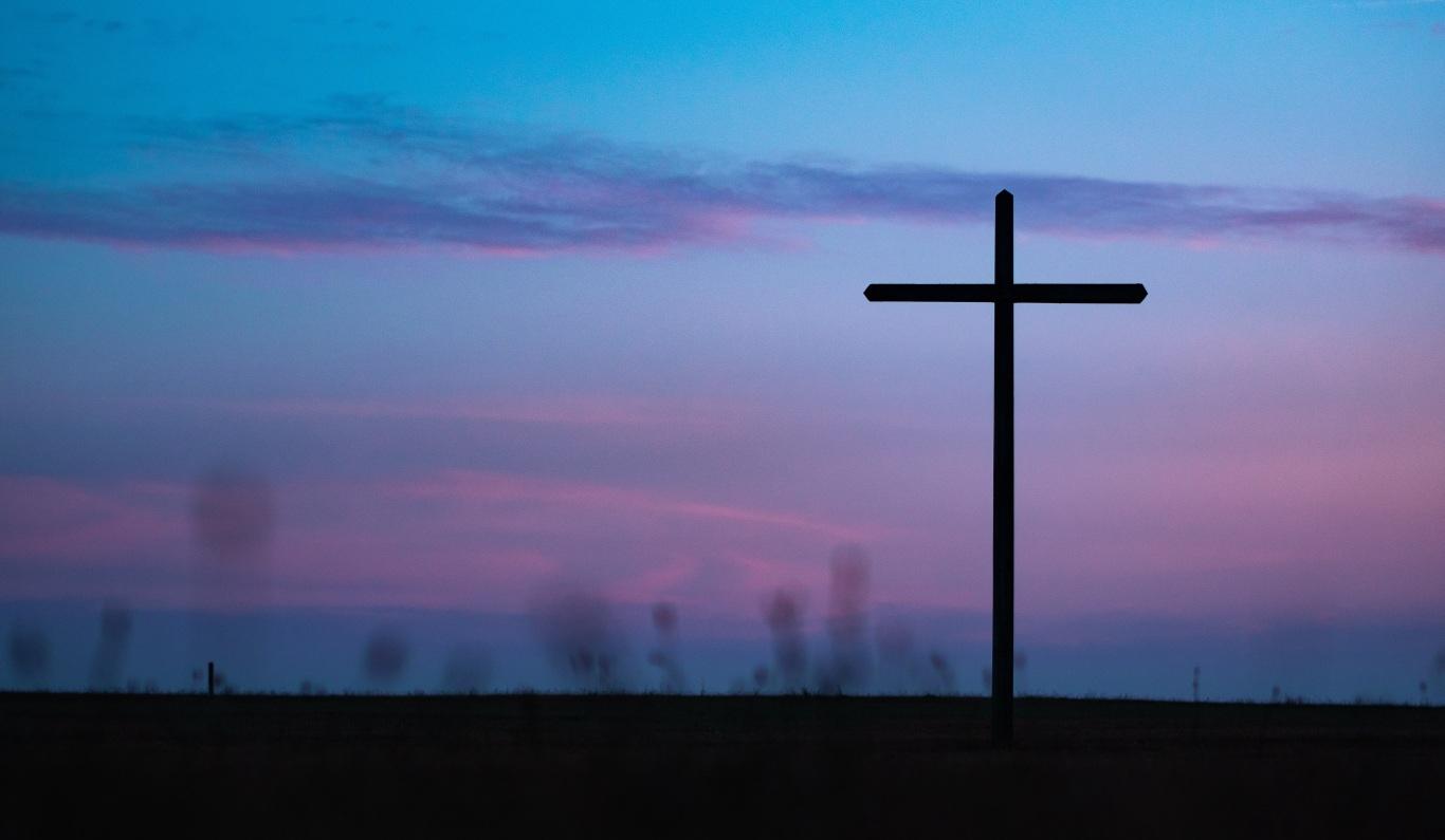1366x795 Wallpaper 4k cross, faith, horizon, sunset 4k Wallpaper