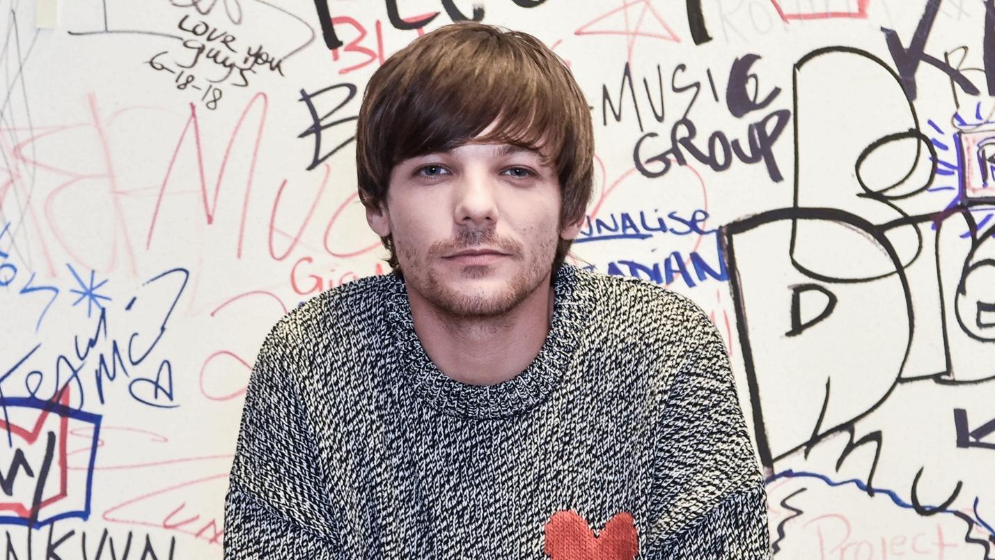 1429x804 Louis Tomlinson net worth