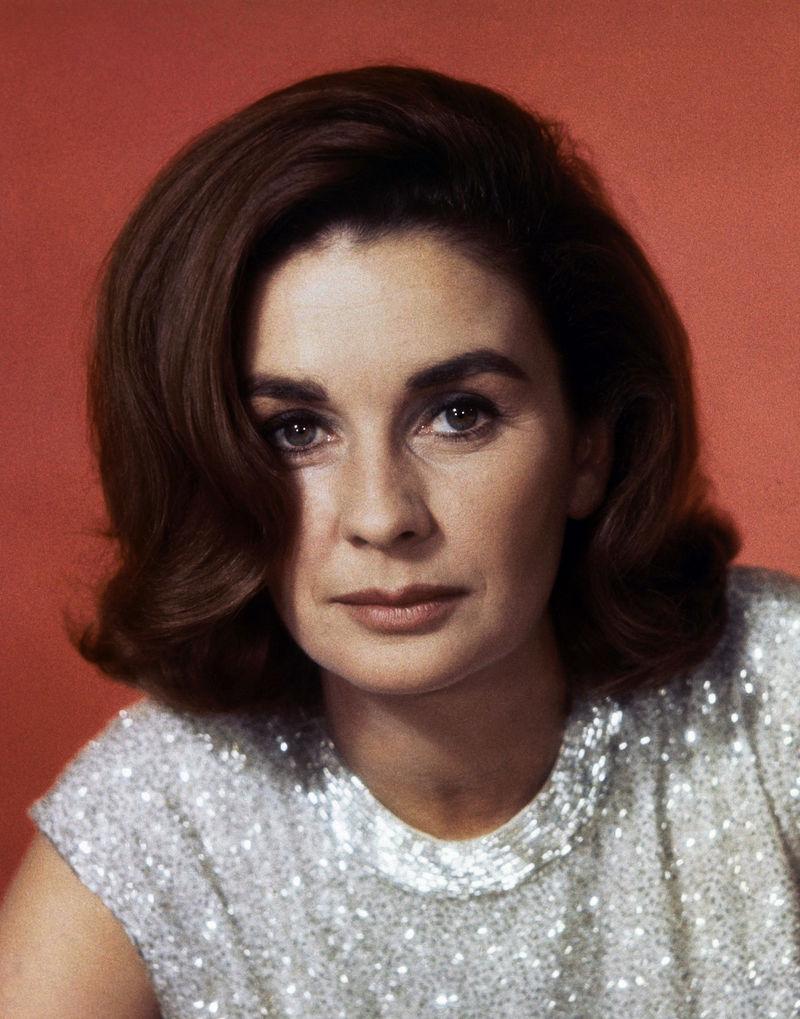 800x1019 Jean Simmons Death of Jean Simmons January 1929 2010 Santa Monica, California. Age 80 British born actress who costarred with Gregory Peck, Paul Newman, Kirk Douglas and Marlon Brando dies at 80 Internet Explorer users: Press