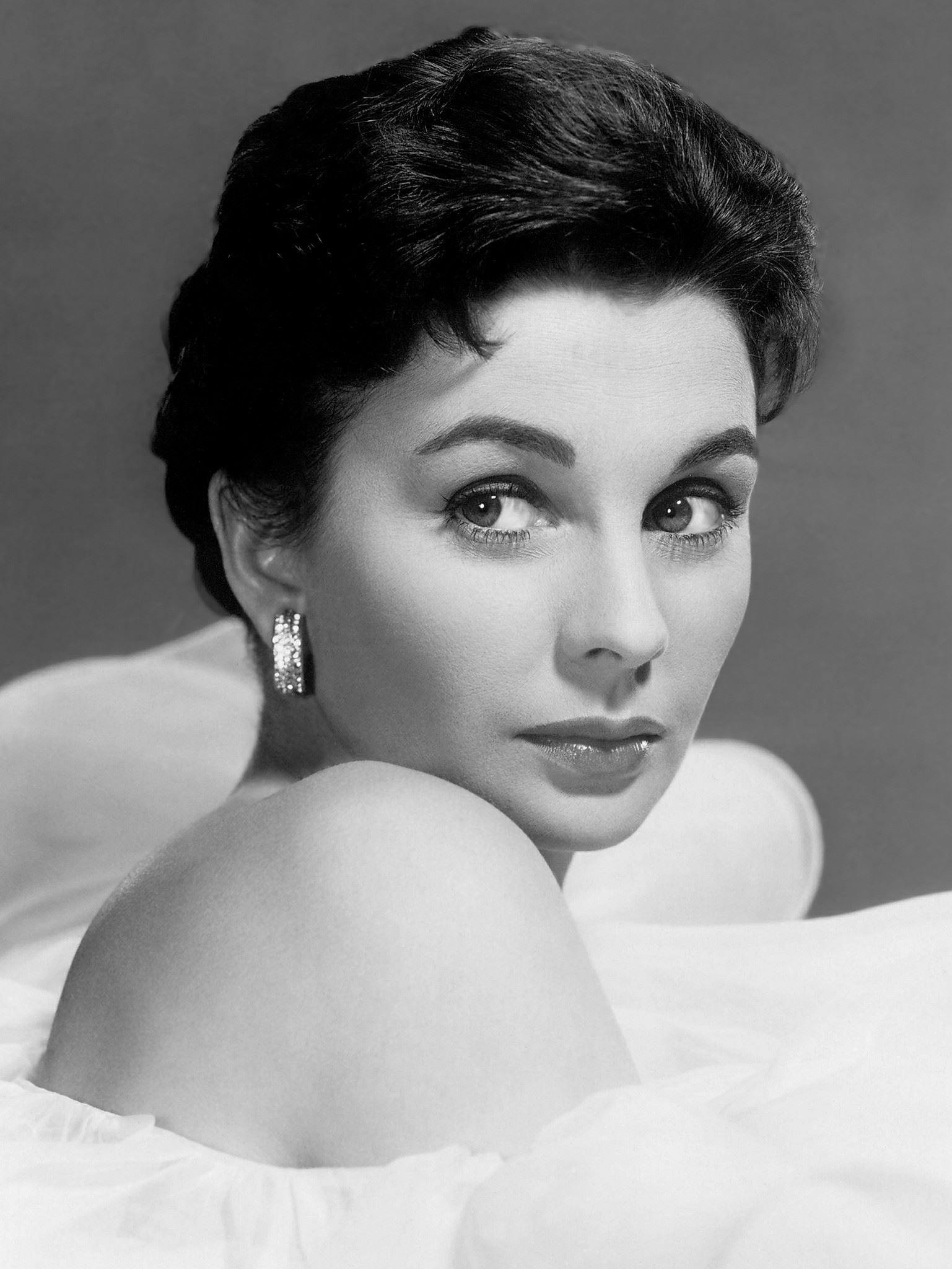 1537x2048 Jean Simmons ideas. jean simmons, simmons, actresses