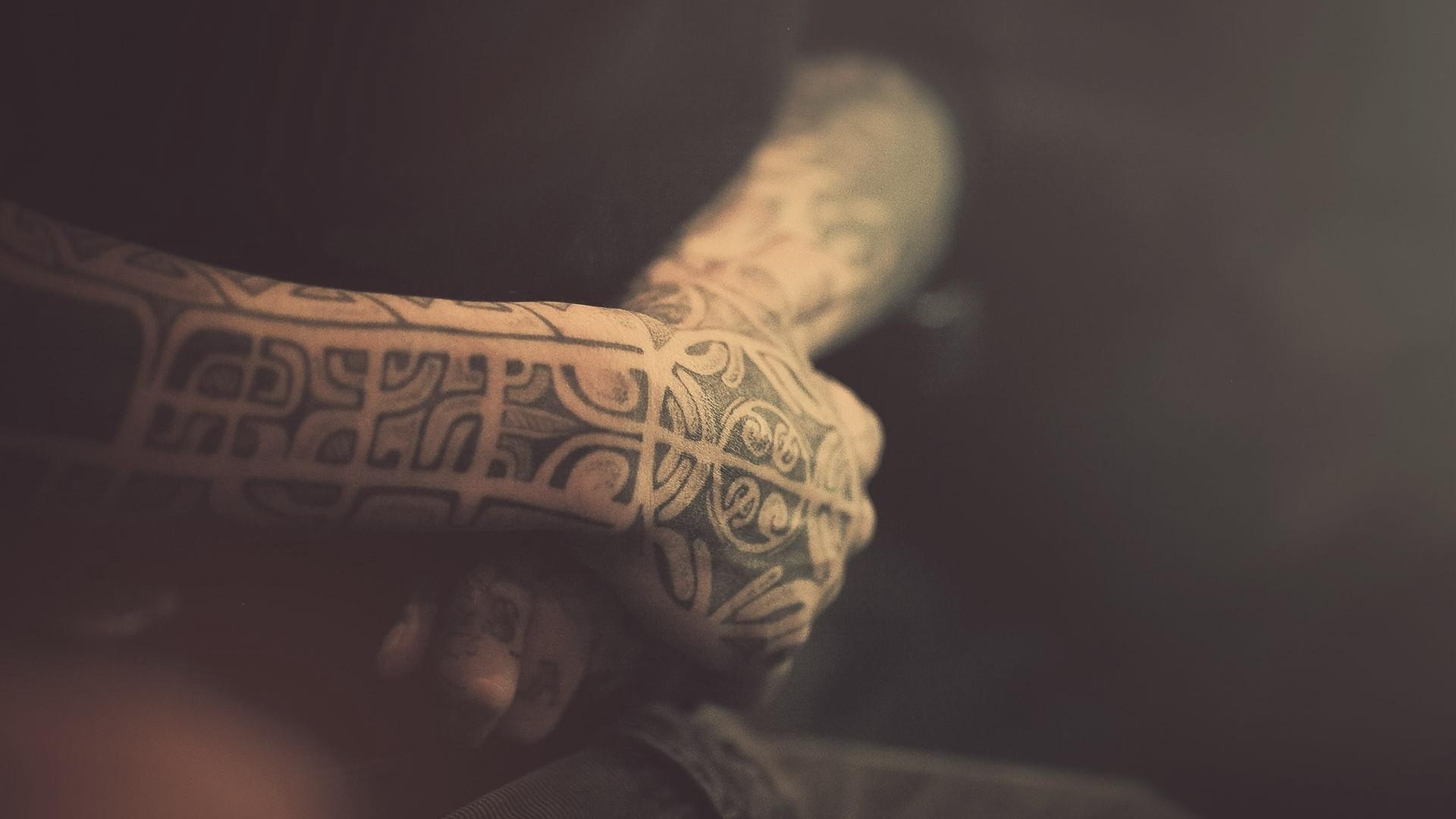 1920x1080 1920x Wallpaper Hand, Man, Tattoo, Light Data Body Tattoo HD Wallpaper iPhone