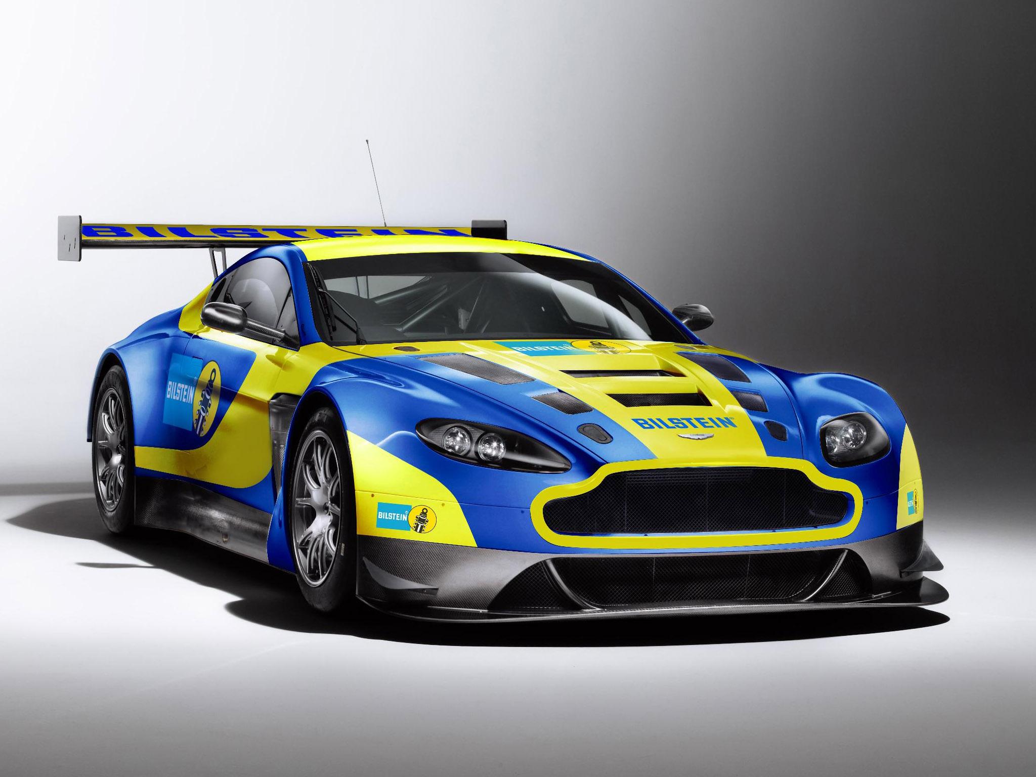 2048x1536 Aston, Martin, V Vantage, Gt Race, Racing Wallpaper HD / Desktop and Mobile Background