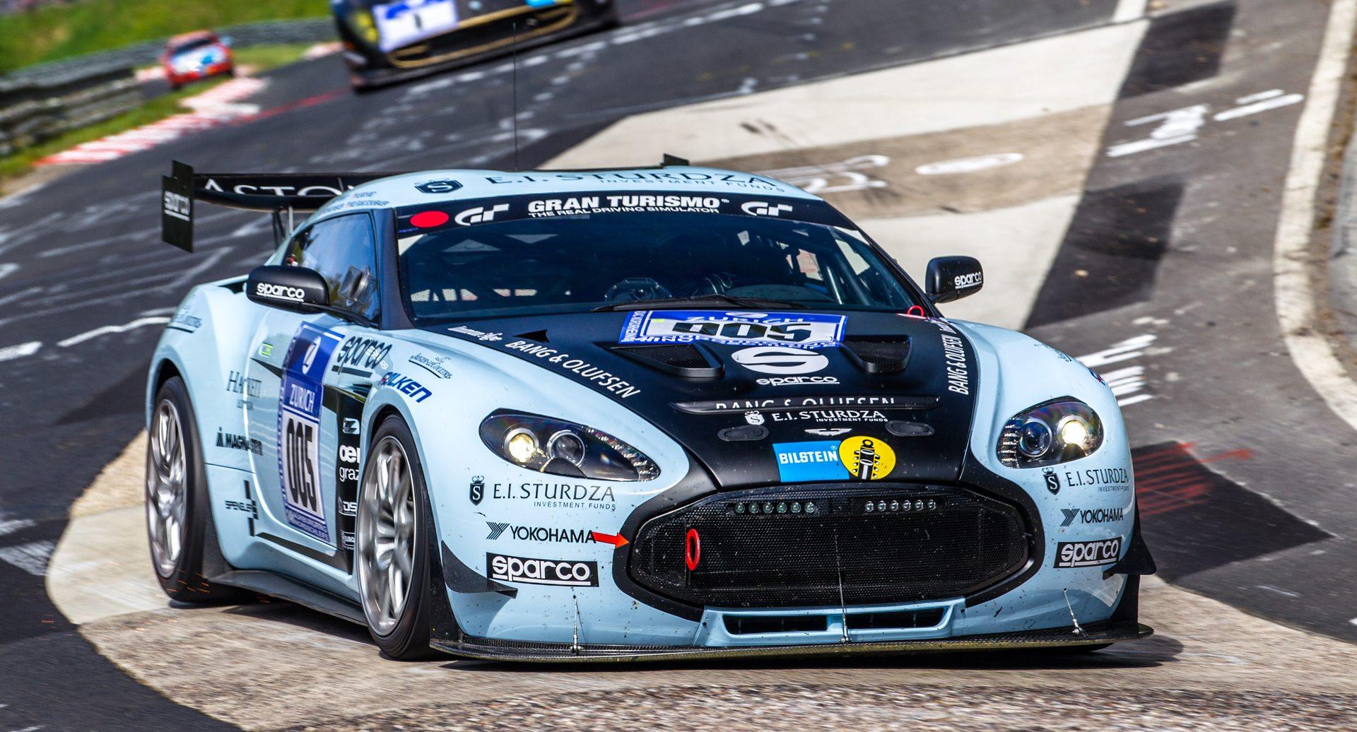 1920x1036 Aston Martin V12 Vantage GT3 Wallpaper