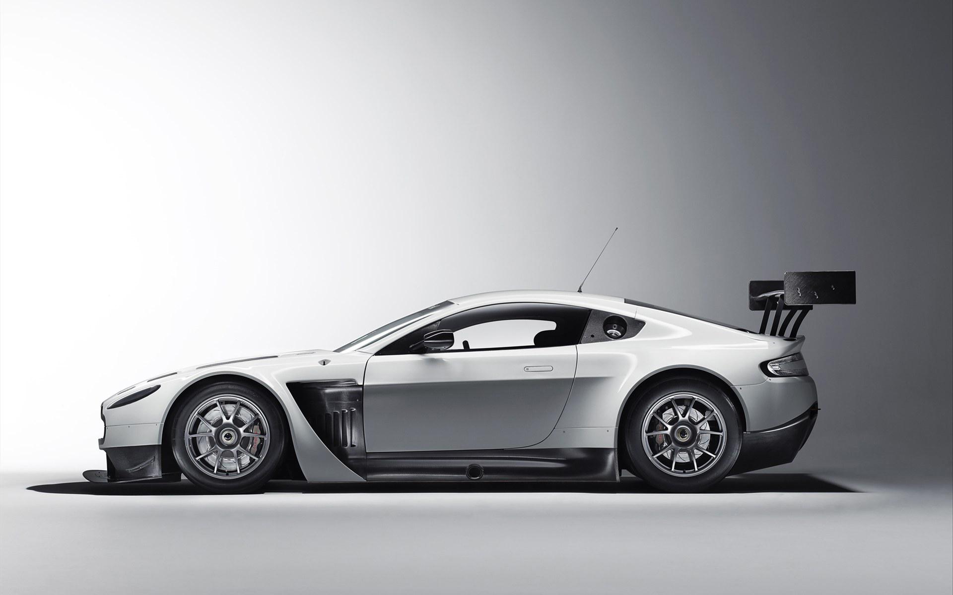 1920x1200 Aston Martin Vantage GT3 Side View Wallpaper 47705 1920x1200px
