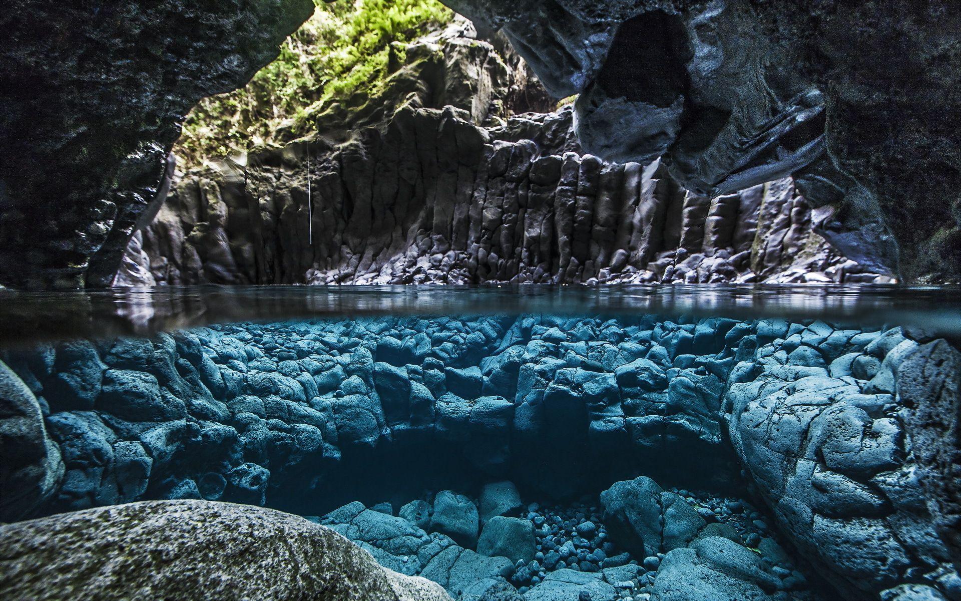 1920x1200 Cave Wallpaper
