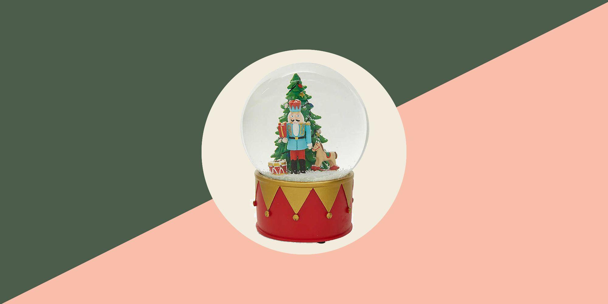 2000x1000 Best Christmas Snow Globes Home Decor