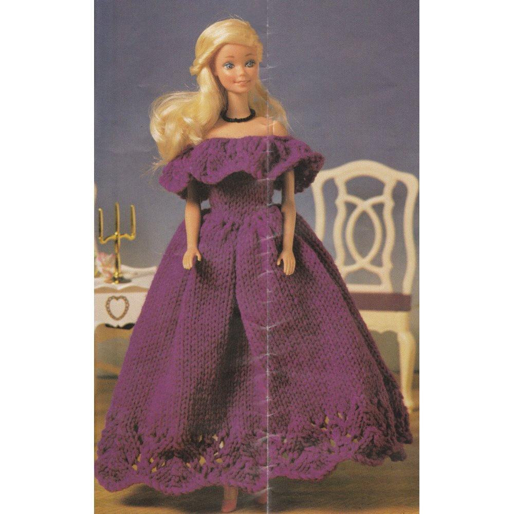 1000x1000 Free download Vintage Barbie Paper Dolls Wallpaper PicsWallpapercom [1000x1000] for your Desktop, Mobile & Tablet. Explore Vintage Barbie Wallpaper. Barbie Wallpaper for Facebook, Barbie Wallpaper, Wallpaper by Barbie in HD