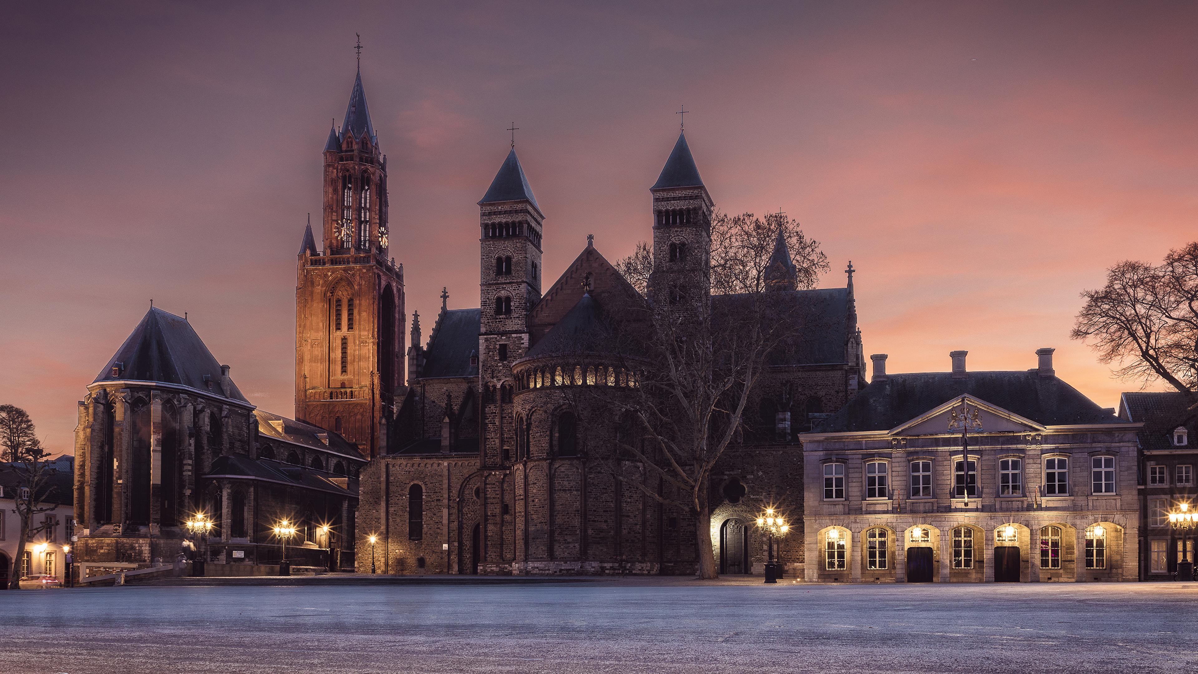 3840x2160 Maastricht Wallpaper
