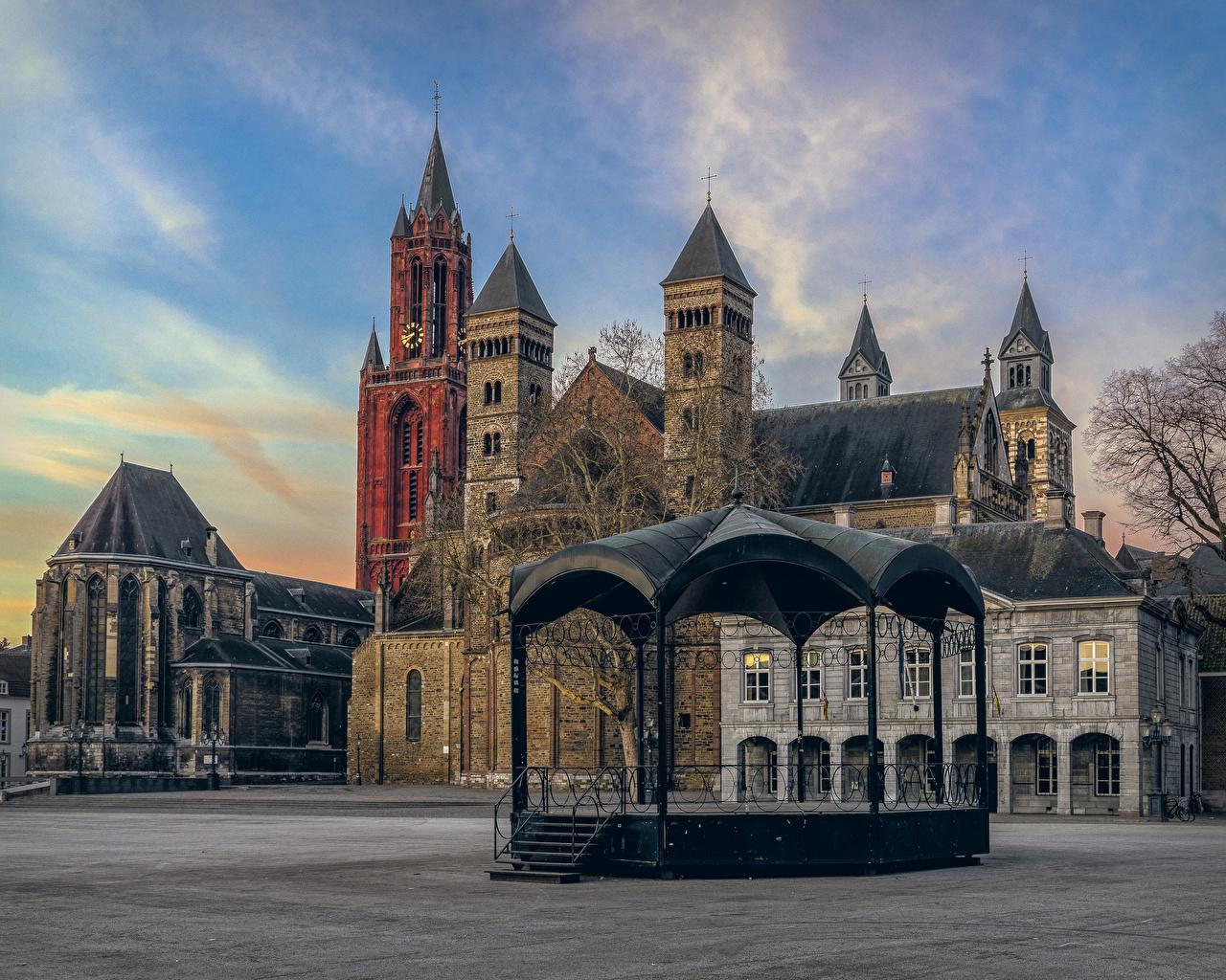1280x1024 Free download Photo Netherlands Town square Maastricht Cities Houses [1280x1024] for your Desktop, Mobile & Tablet. Explore Maastricht Wallpaper. Maastricht Wallpaper