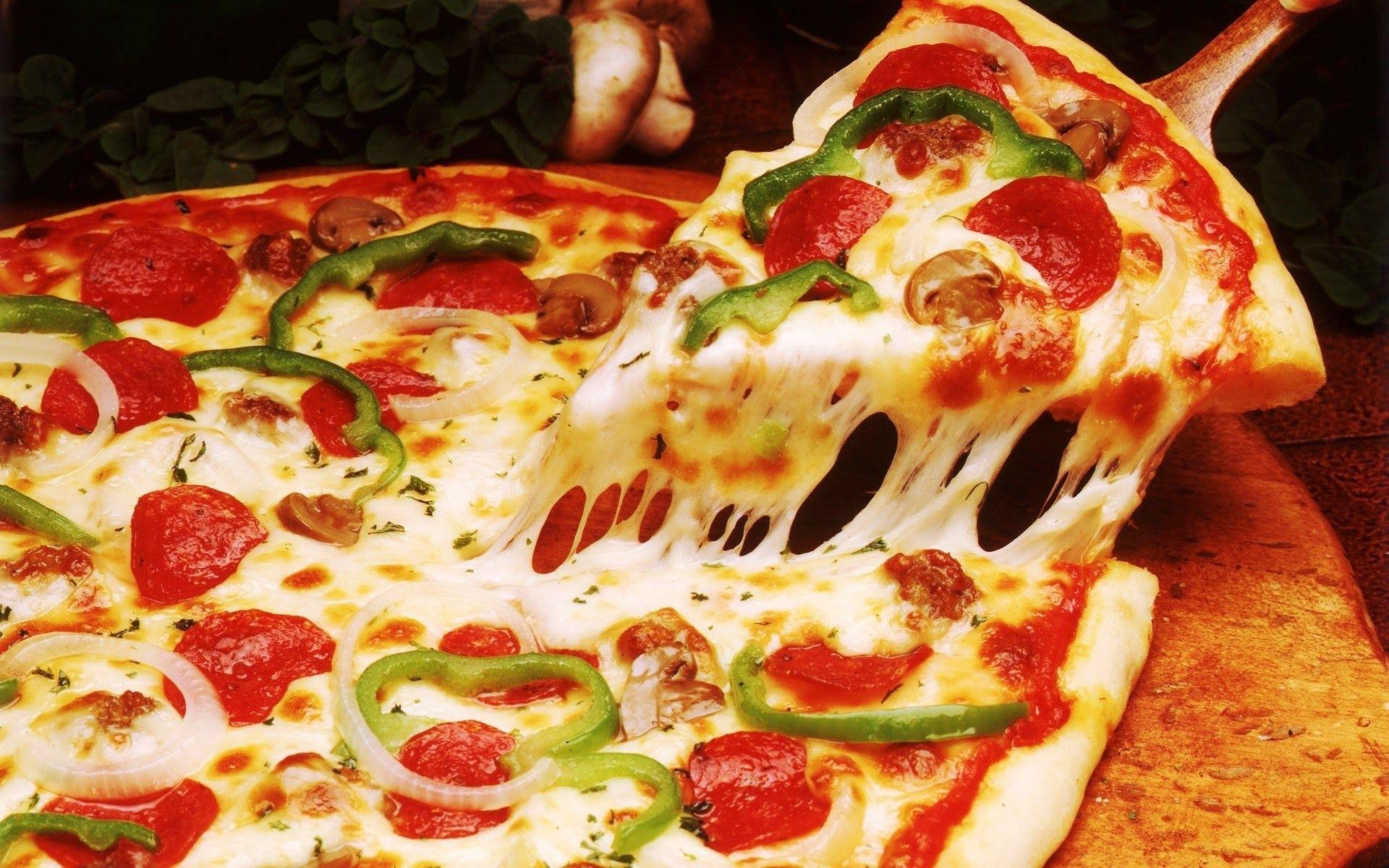1920x1200 Pizza Wallpaper