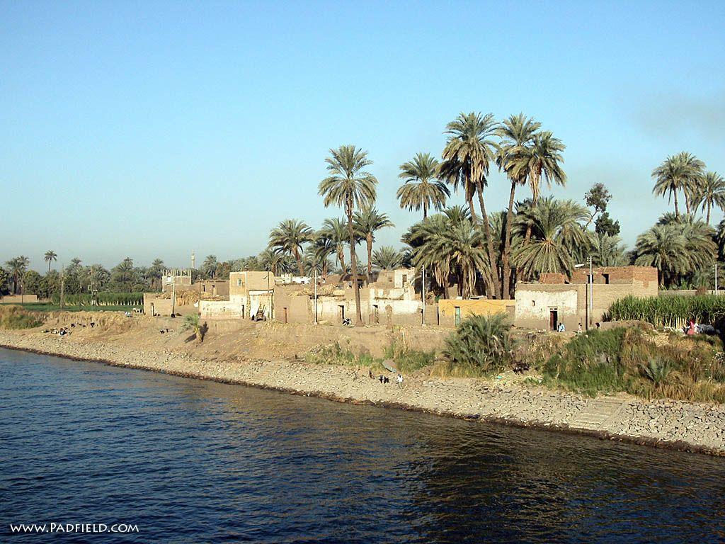 1024x768 Photographs of the Nile River in Egypt, Moses, Joseph