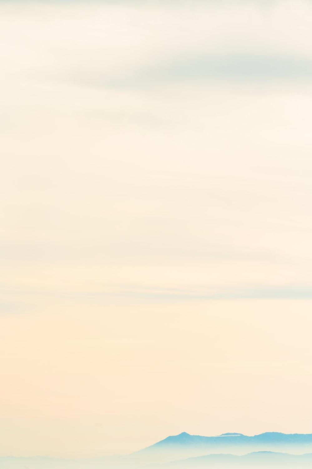 1000x1499 Free Beige Image