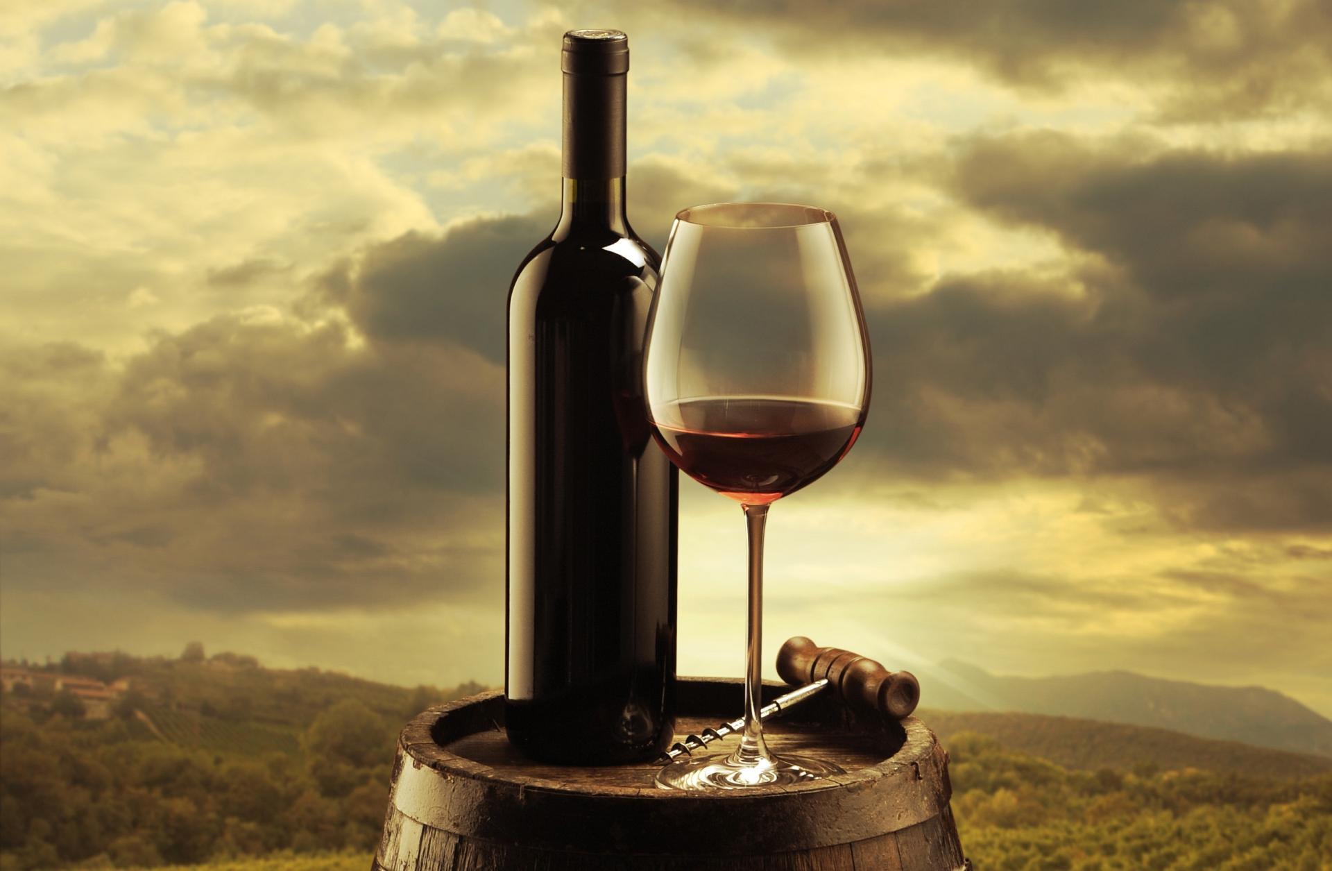 1920x1255 Wine Wallpaper