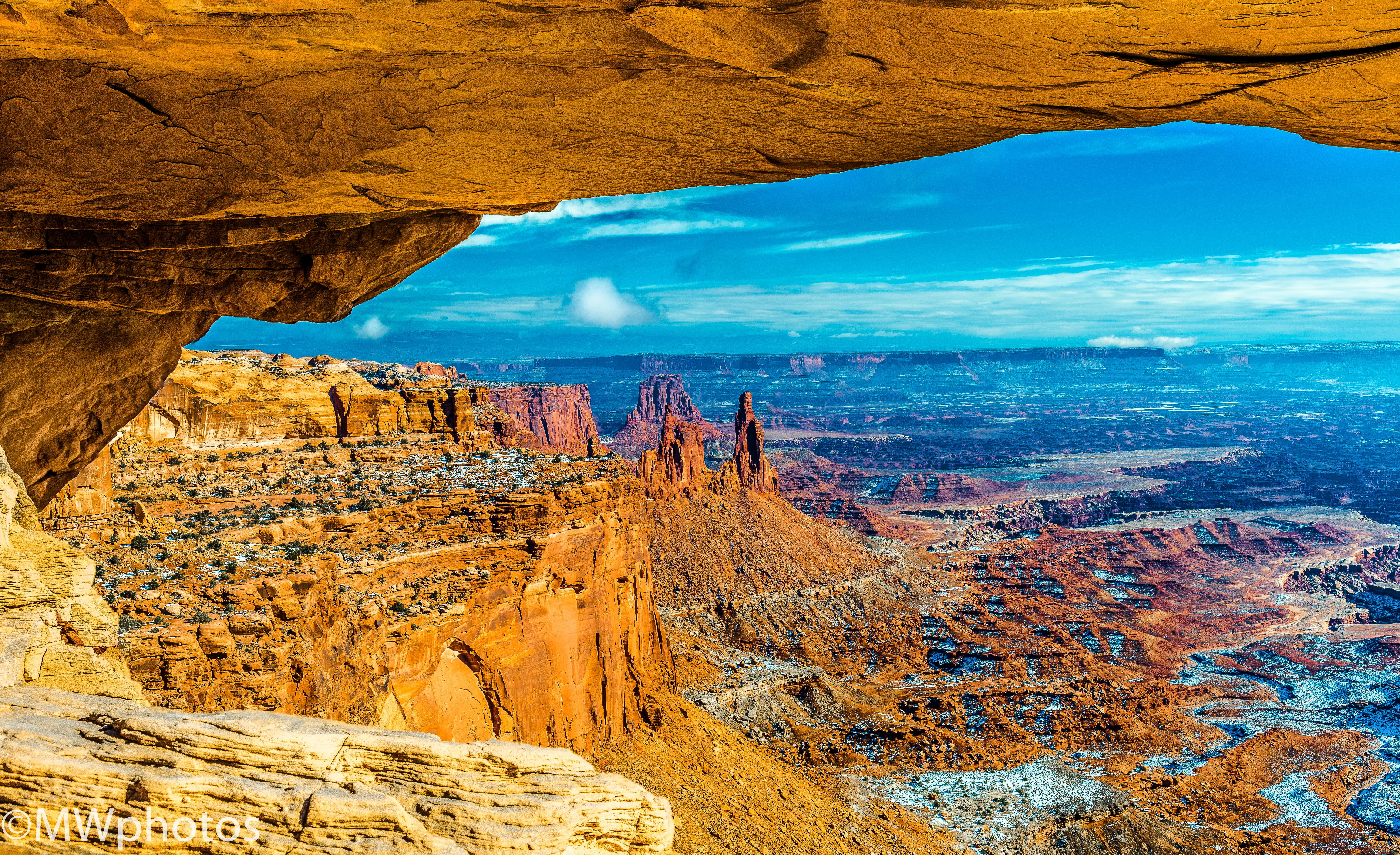 6016x3676 Canyonlands National Park, Mesa Arch