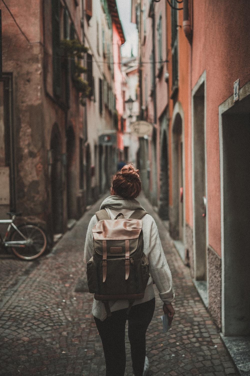 1000x1500 Solo Travel Picture. Download Free Image
