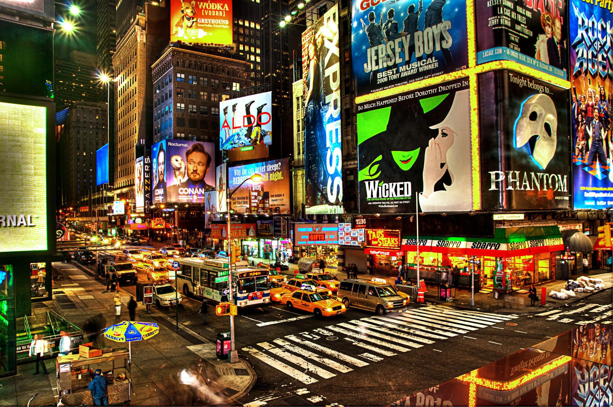 2048x1360 Broadway Wallpaper