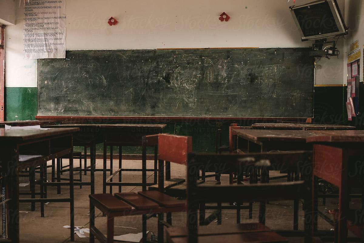 1200x800 Empty School Classroom