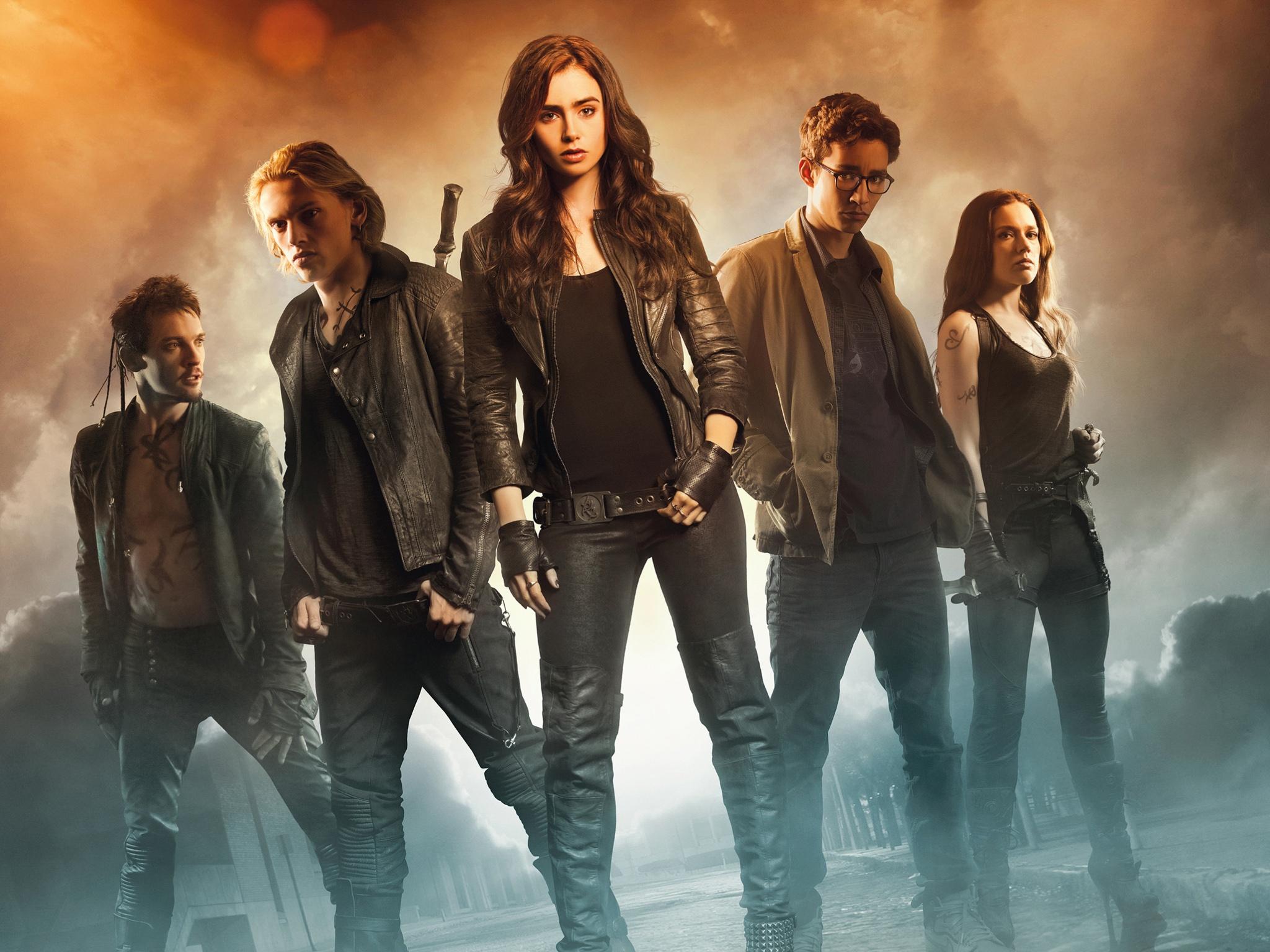 2048x1536 The Mortal Instruments City of Bones Movie Wallpaper in jpg format for free download