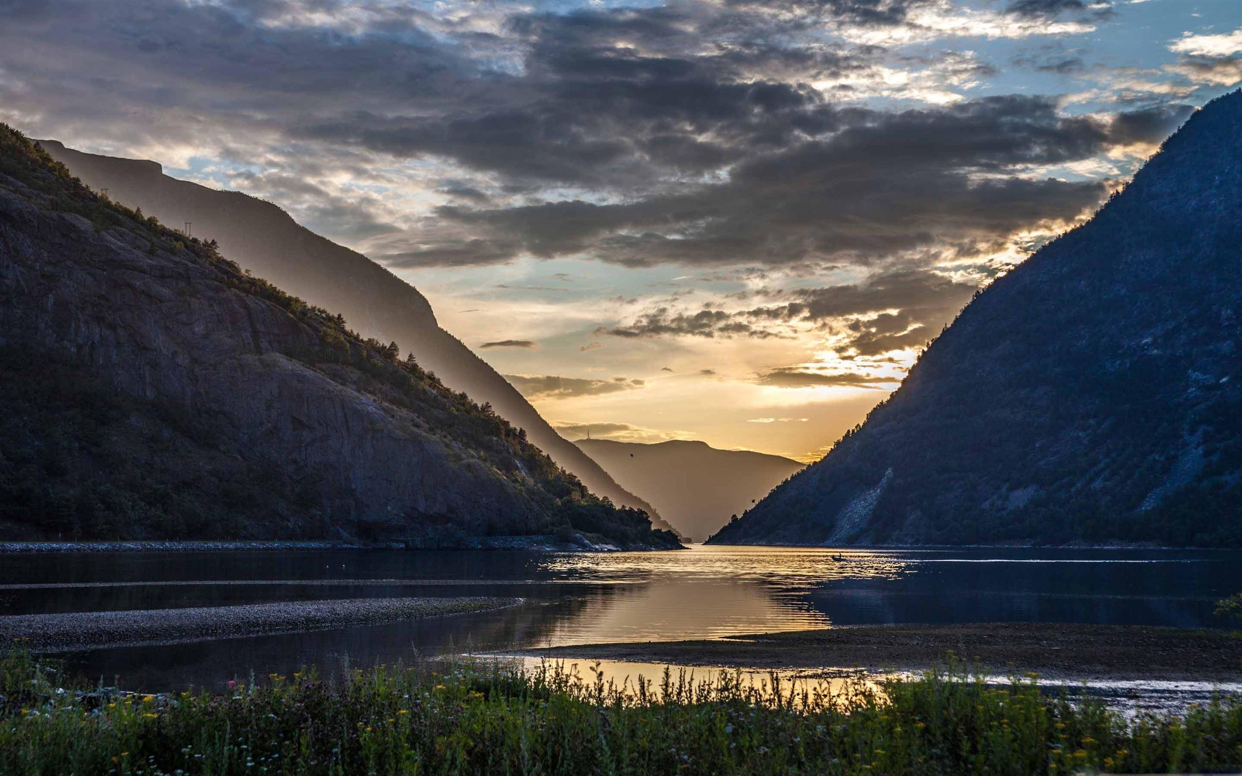 2560x1600 Beautiful Norway Mac Wallpaper Download