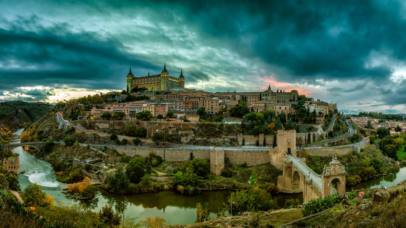 1366x768 Toledo Wallpaper