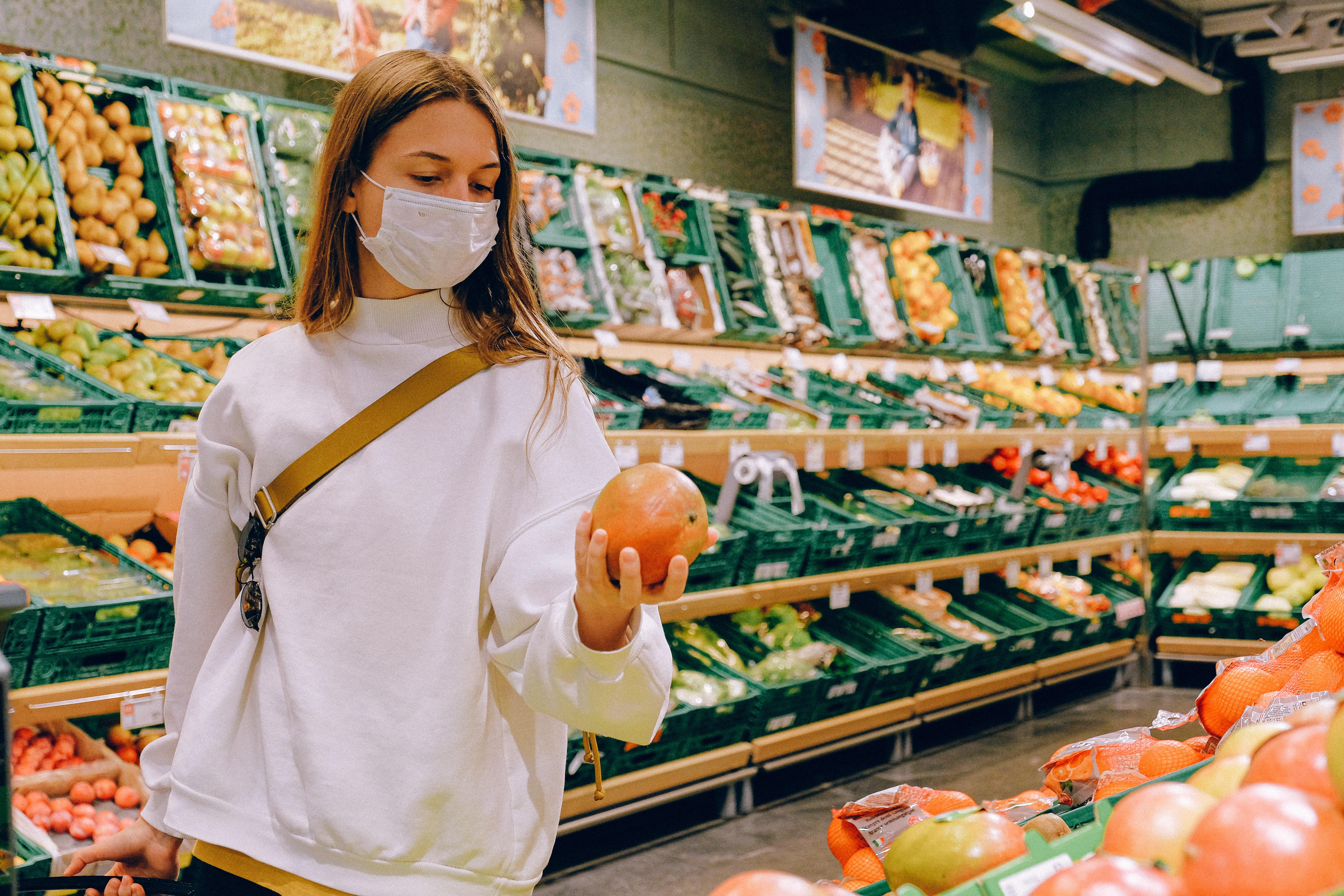 6000x4000 Woman Wearing Mask in Supermarket · Free