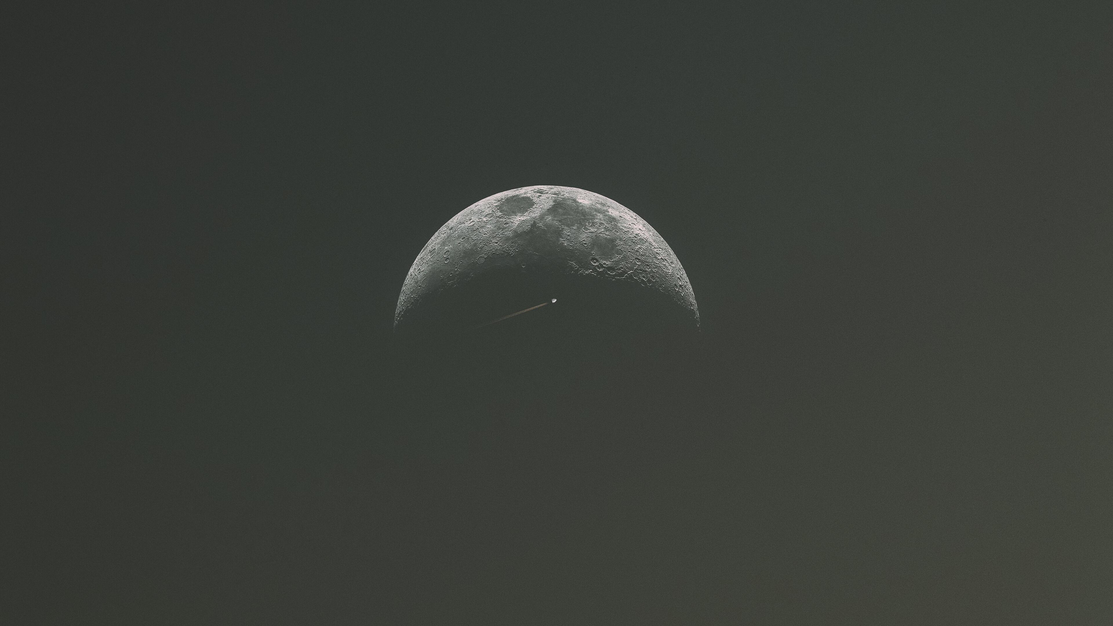 3840x2160 Minimalist SpaceX Dragon 4K wallpaper