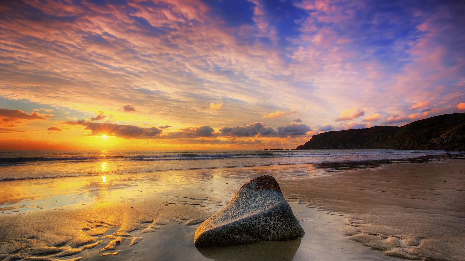 1920x1080 Wallpaper Beach sunset, sun, sea, cloudy sky, stone 1920x1200 HD Picture, Image