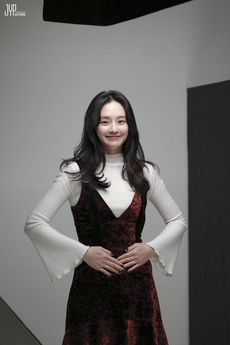 800x1200 K Actresses Pics Gyu Young