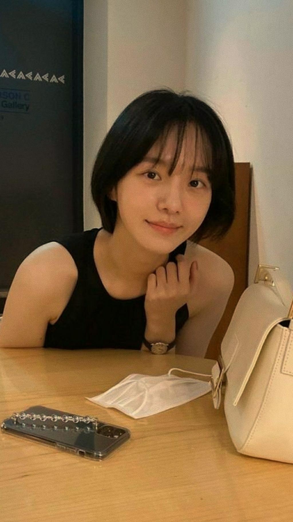 1024x1820 OMO!
