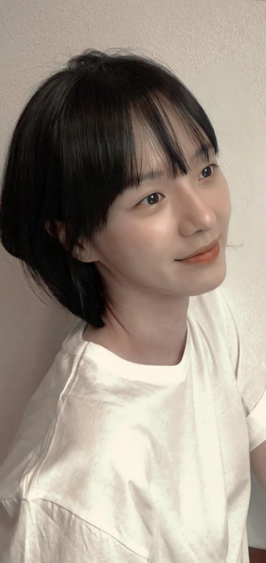 907x1920 Go Min Si Wallpaper