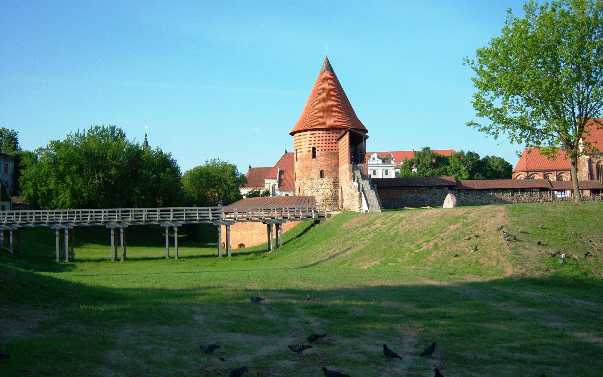 2560x1600 Kaunas Castle wallpaper wallpaper