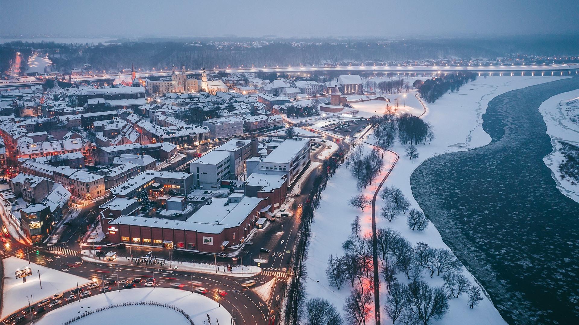 1920x1080 Wallpaper Lithuania, Kaunas, winter, snow, river, dusk, city top view 1920x1200 HD Picture, Image
