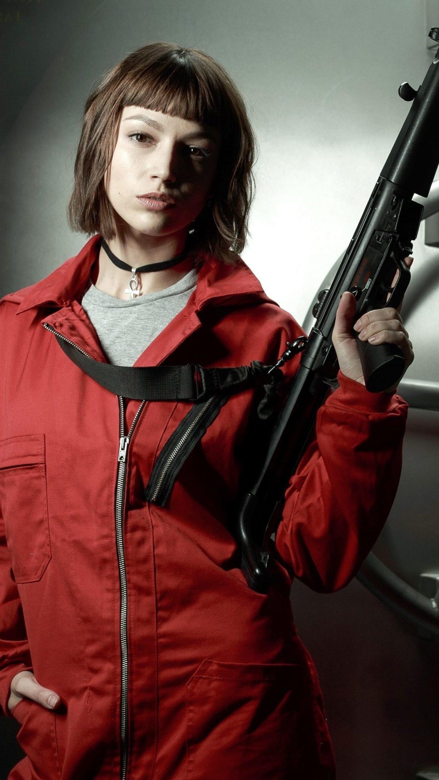 1440x2560 Money Heist Wallpaper