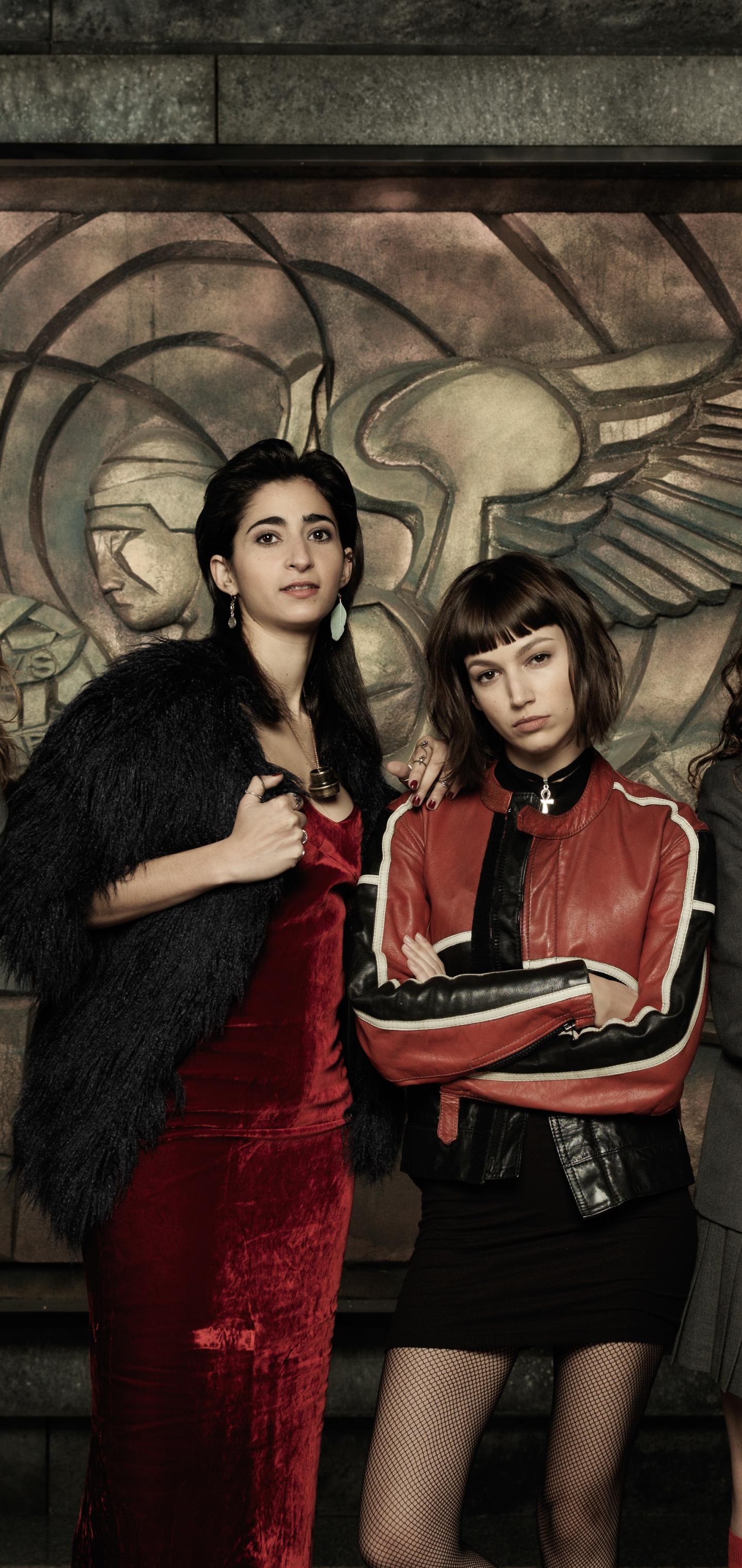 1440x3040 Alison Parker Money Heist