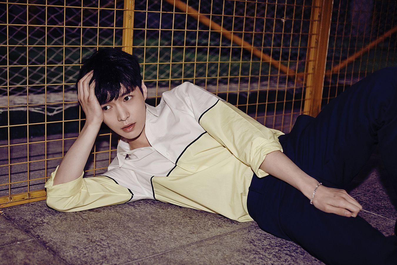 1350x900 EXO's Lay Reportedly Cast for Jackie Chan's New Film “Kung Fu Yoga