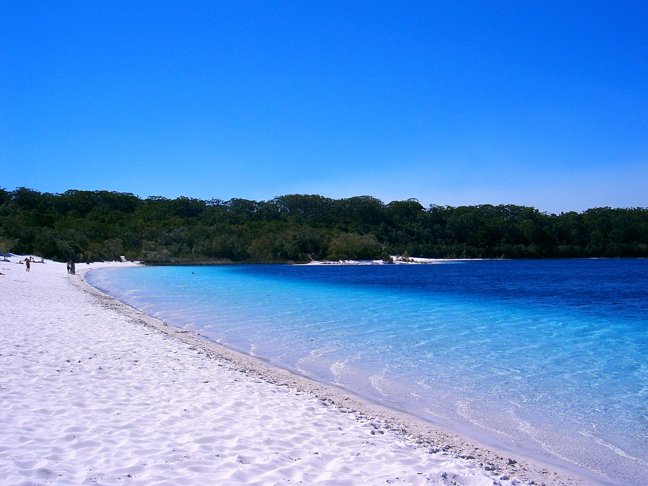 2240x1680 Fraser Island a05 lake
