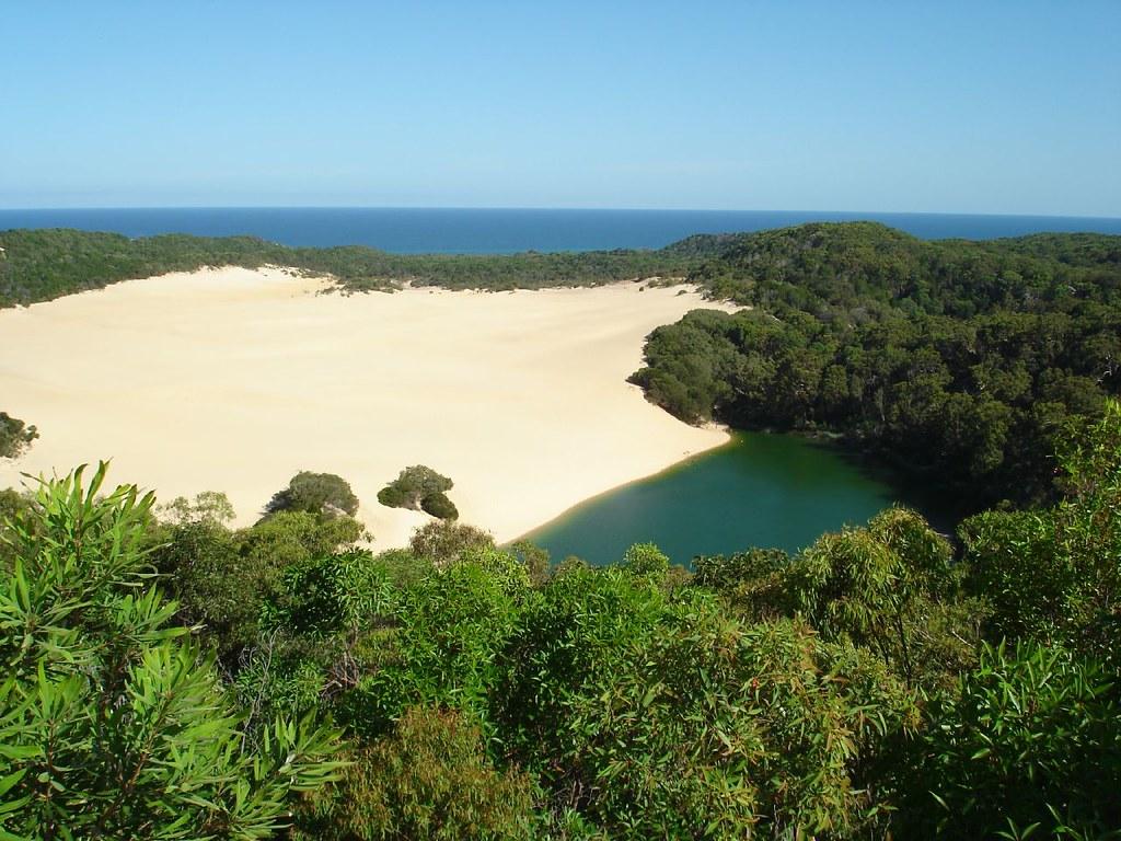1024x768 Lake Waddy, Fraser Island. Probably my favourite lake on Fr