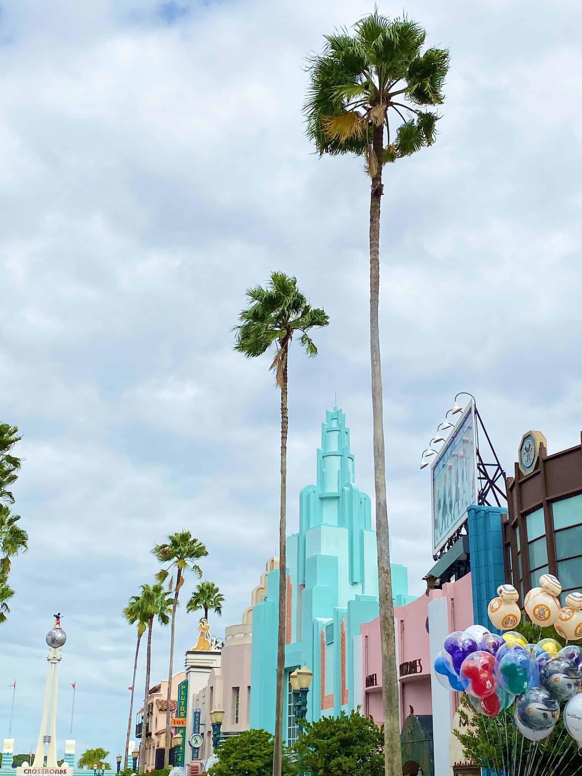 1920x2560 50s Prime Time Cafe + Tune In Lounge In Disney's Hollywood Studios
