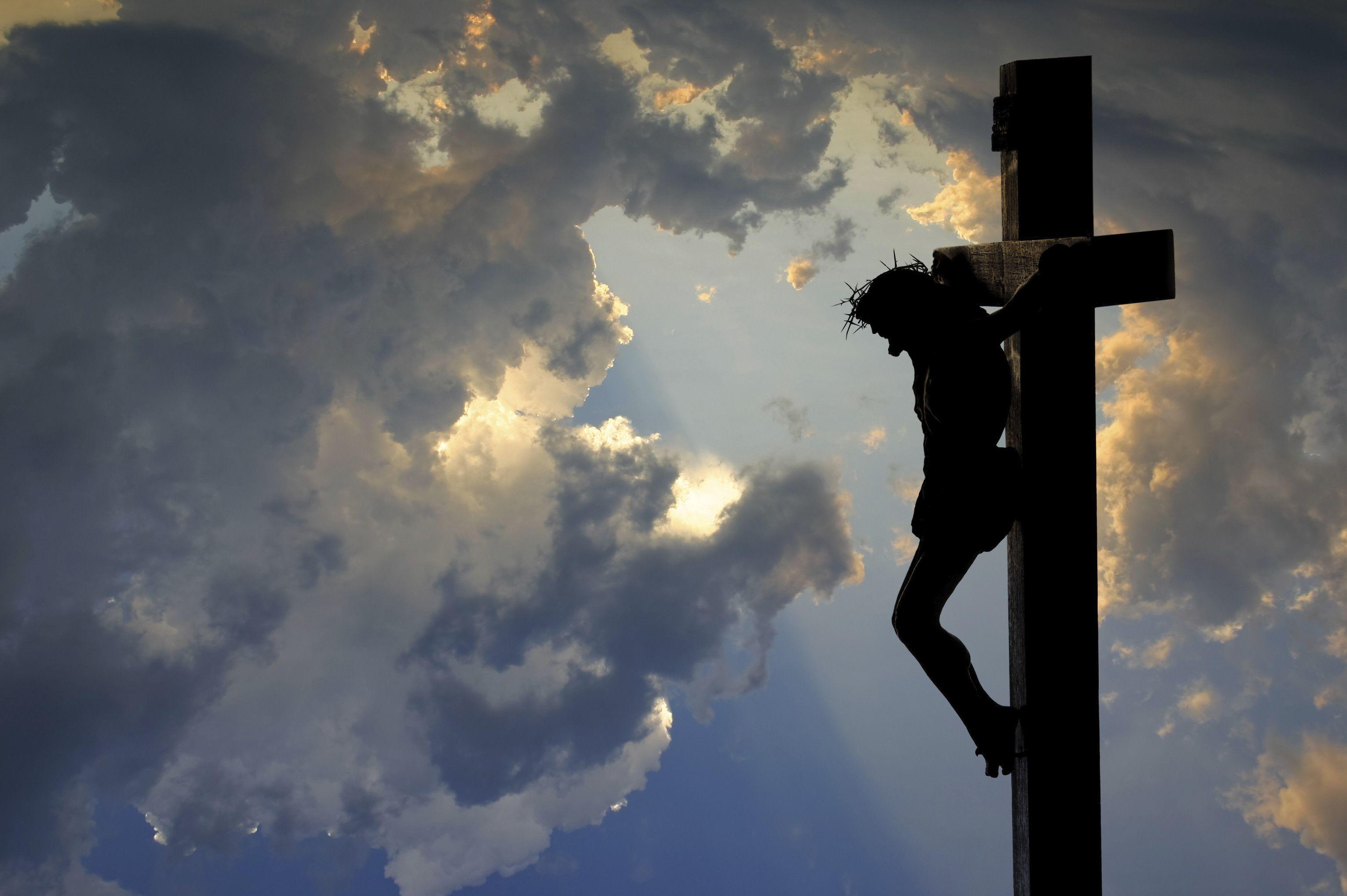 3060x2036 Jesus Crucifixion Wallpaper