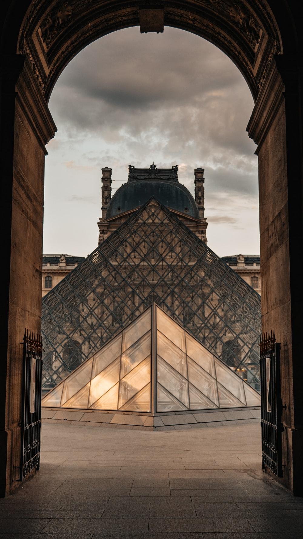 The Louvre Wallpapers - Top Free The Louvre Backgrounds - WallpaperAccess