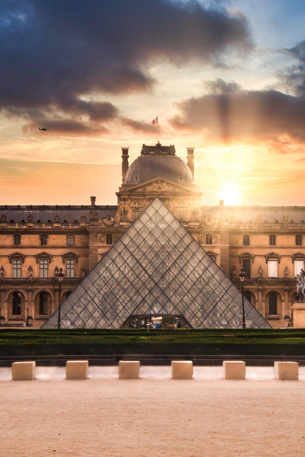 The Louvre Wallpapers - Top Free The Louvre Backgrounds - WallpaperAccess