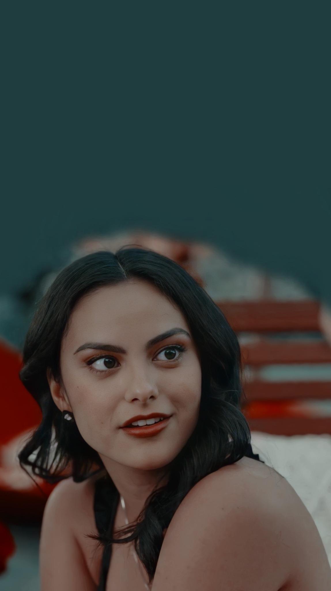 1149x2048 veronica lodge wallpaper
