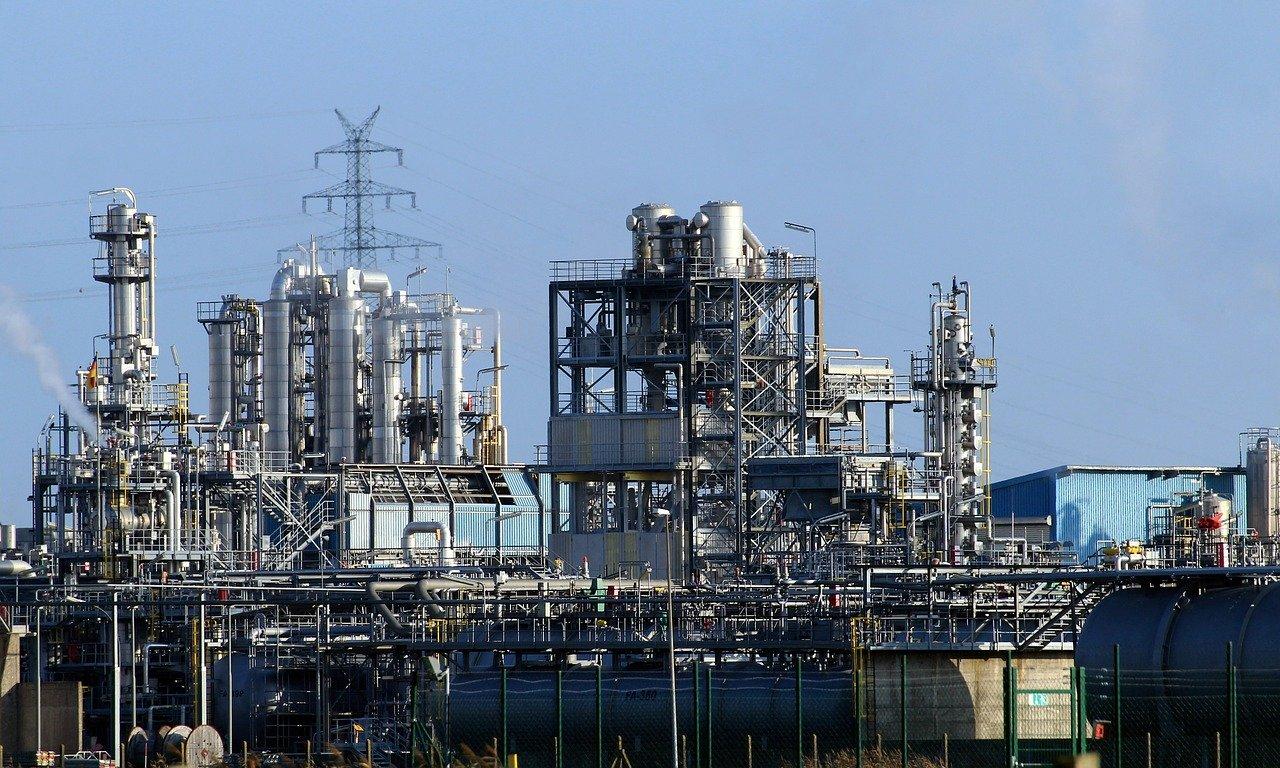 1280x768 Petrochemical supply chain in flux. Reuters Events. Supply Chain & Logistics Business Intelligence