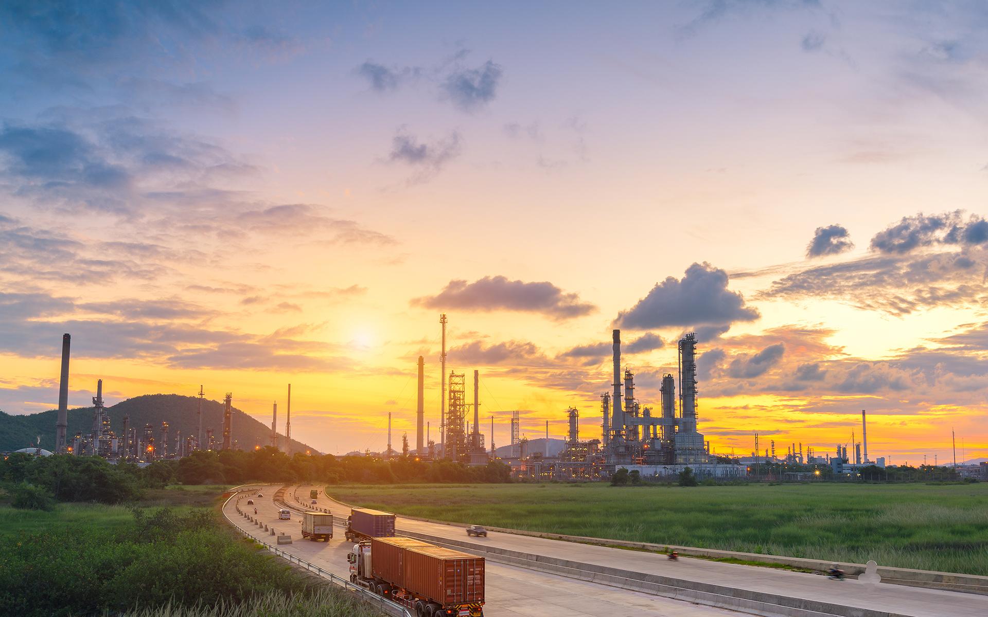 1920x1200 MAN Energy Solutions for the Petrochemical industry