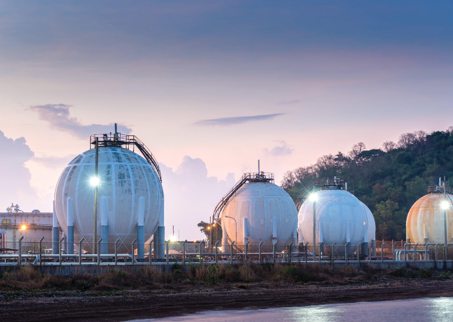 1900x1350 Oil, Gas & Petrochemical