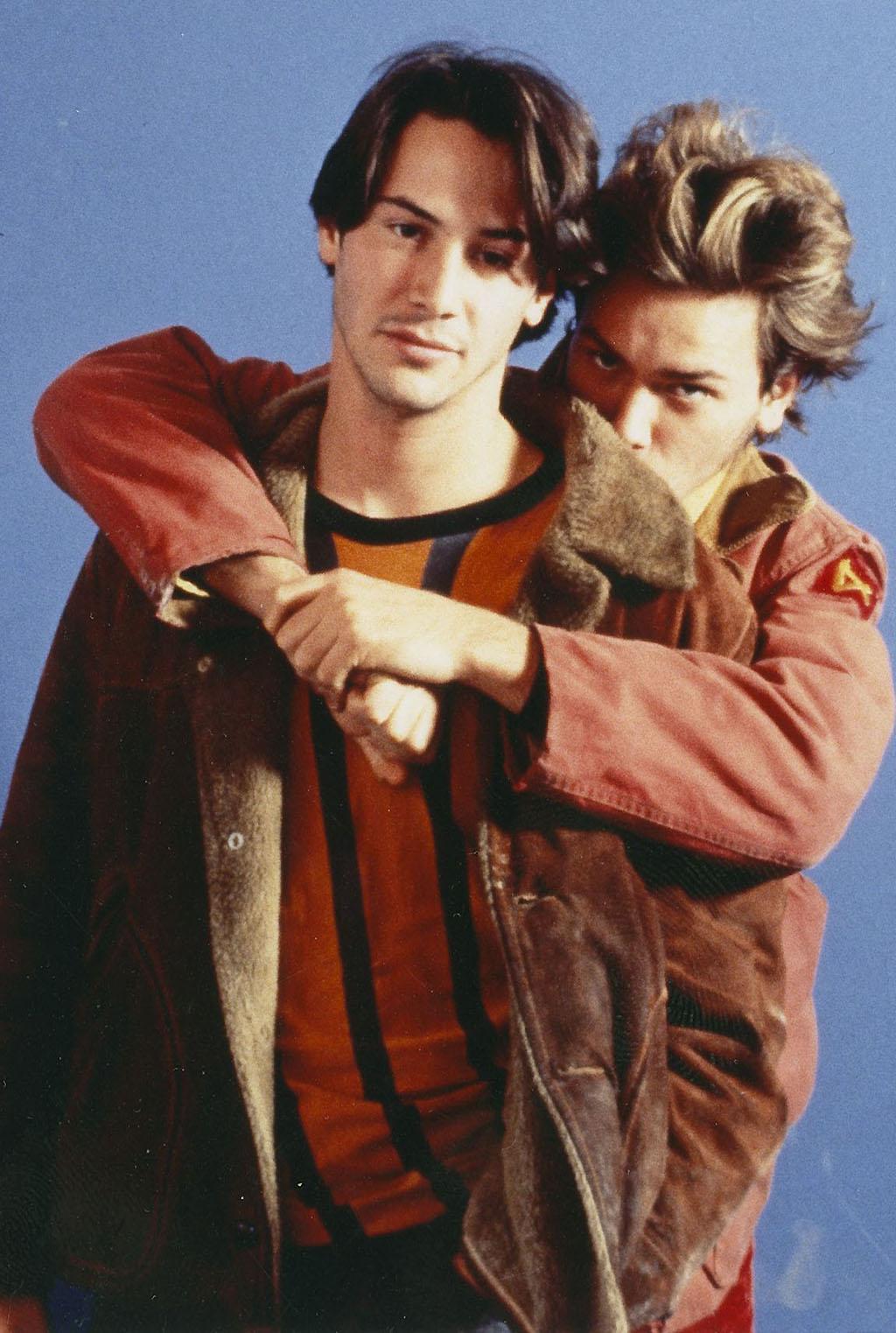 1024x1523 Keanu Reeves and River Phoenix Own Private Idaho Promos Phoenix Photo
