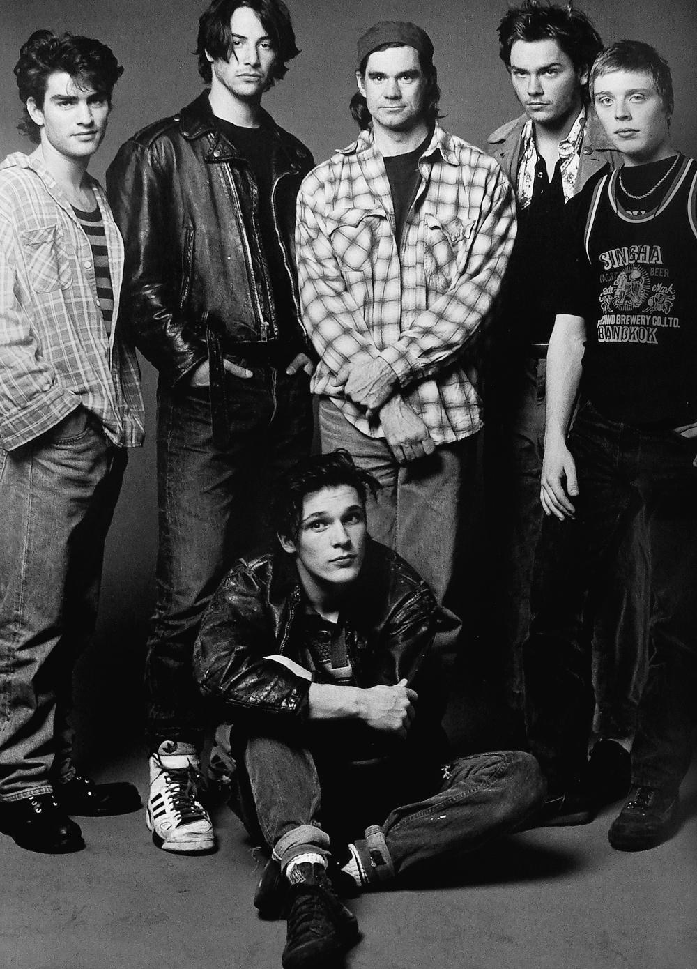 1000x1390 My own private Idaho Cast Phoenix & Keanu Reeves Photo