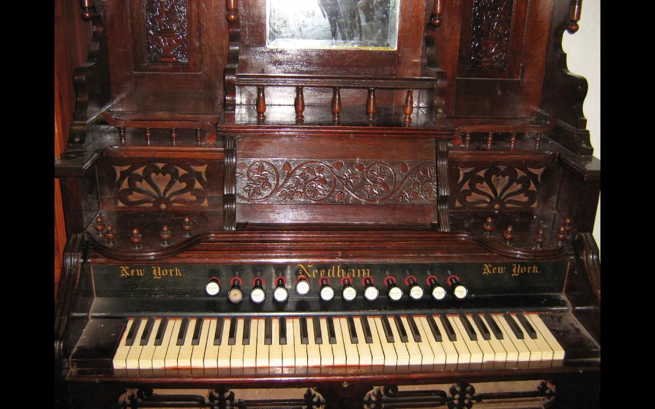 1280x800 Harmonium Wallpaper