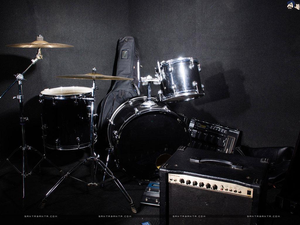 1024x768 Tom Tom Drum, Guitar And Harmonium Musical Instruments