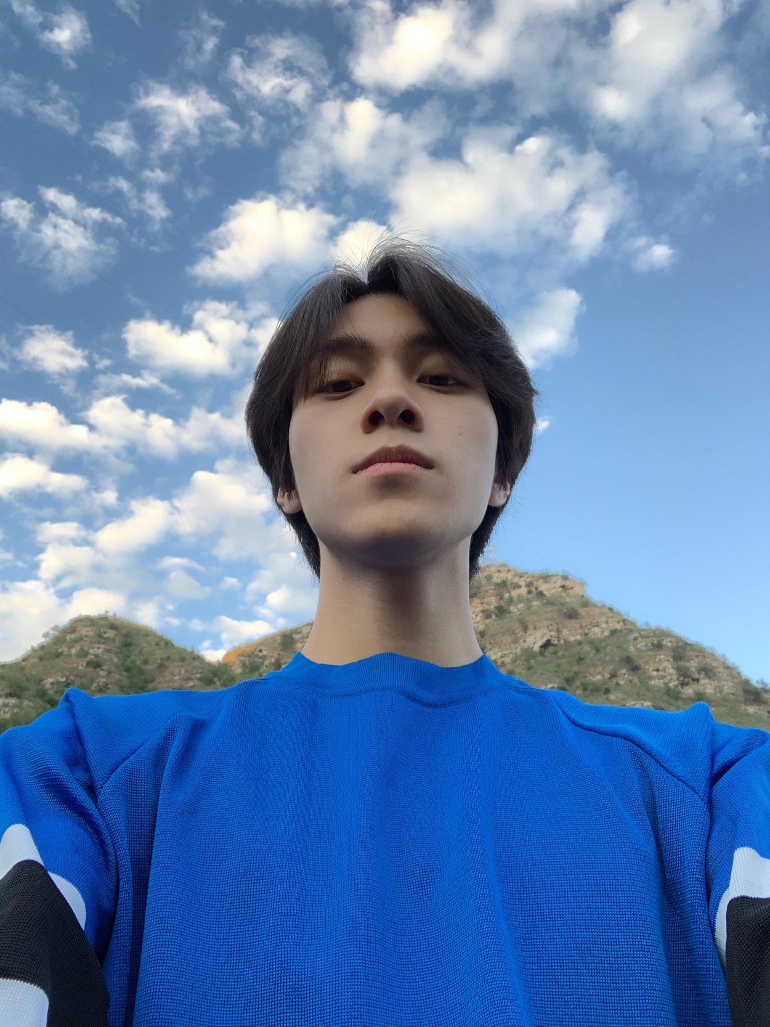 1536x2048 WayV - [HENDERY Weibo Repost] ⠀ 旅游照⠀ #WayV #WeiShenV #威神V # HENDERY #黄冠亨#KUN #钱锟#WINWIN #董思成#LUCAS #黄旭熙#TEN #李永钦#XIAOJUN #肖俊#YANGYANG #刘扬扬